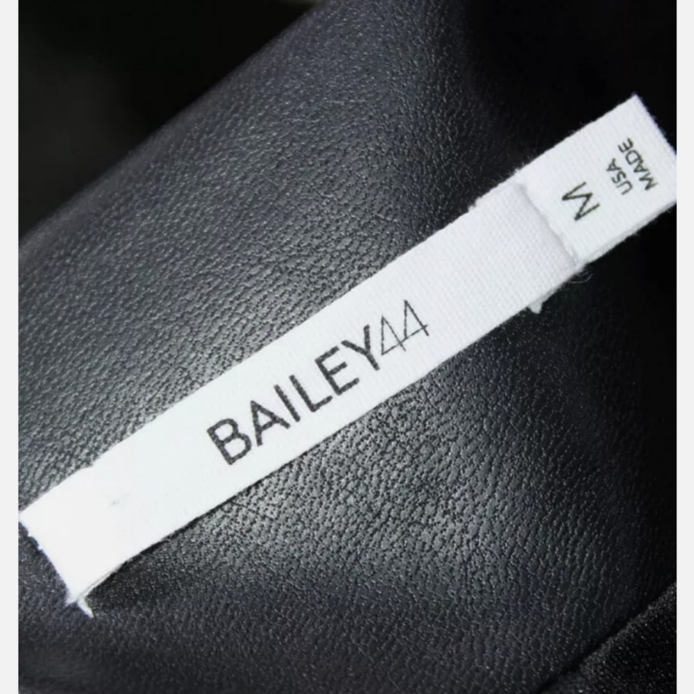 BAILEY 44 FAUX LEATHER PENCIL SKIRT plus blouse - Picture 10 of 10